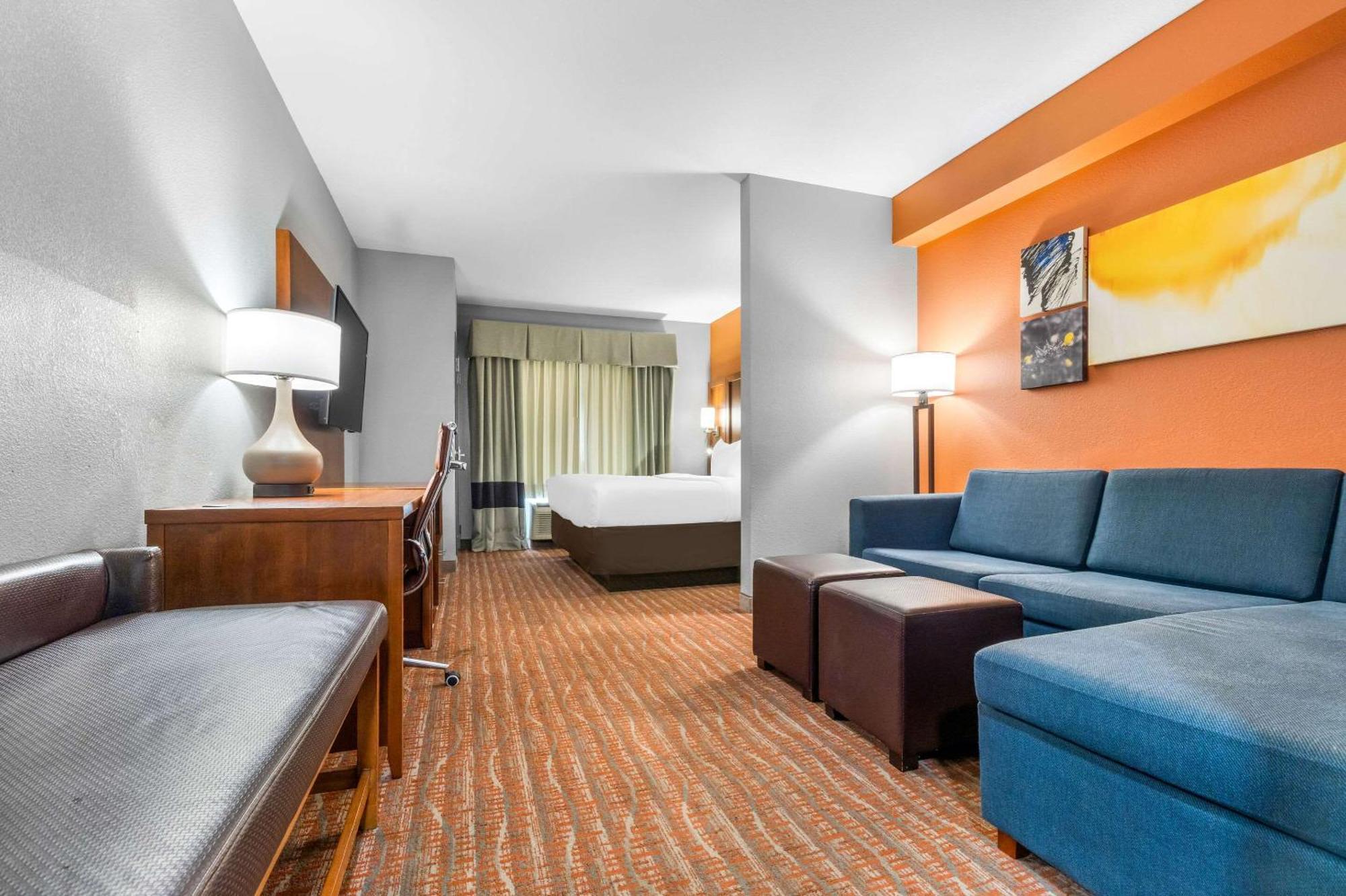 Comfort Suites Jackson I-40 Eksteriør billede