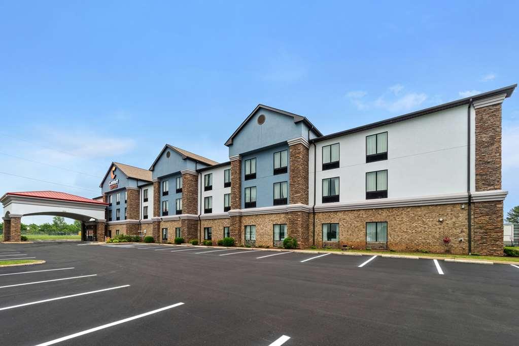 Comfort Suites Jackson I-40 Eksteriør billede