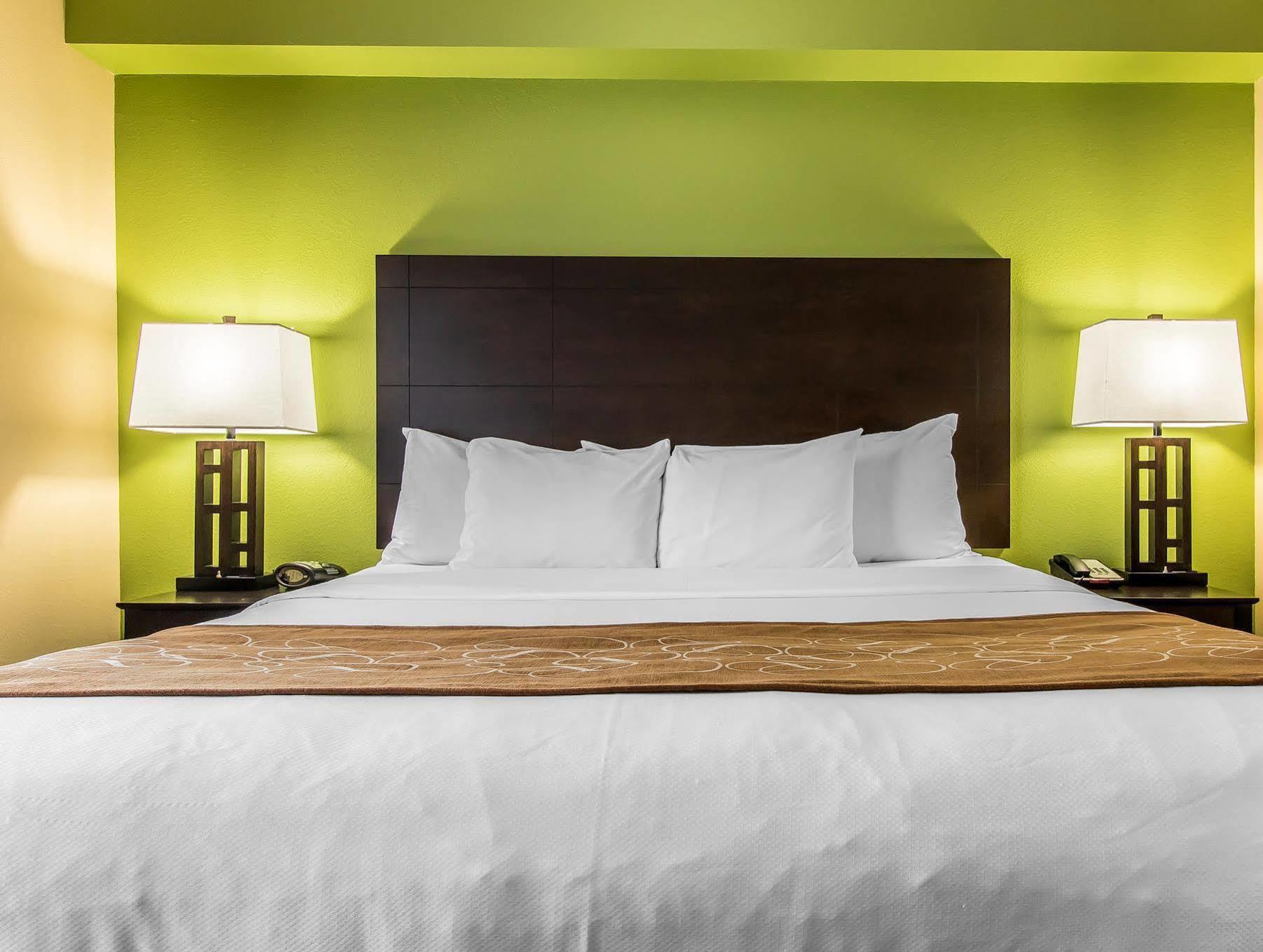 Comfort Suites Jackson I-40 Eksteriør billede